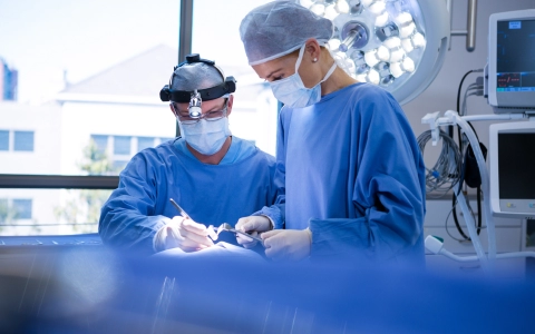 Genel Aneztezi İle İmplant Tedavisi